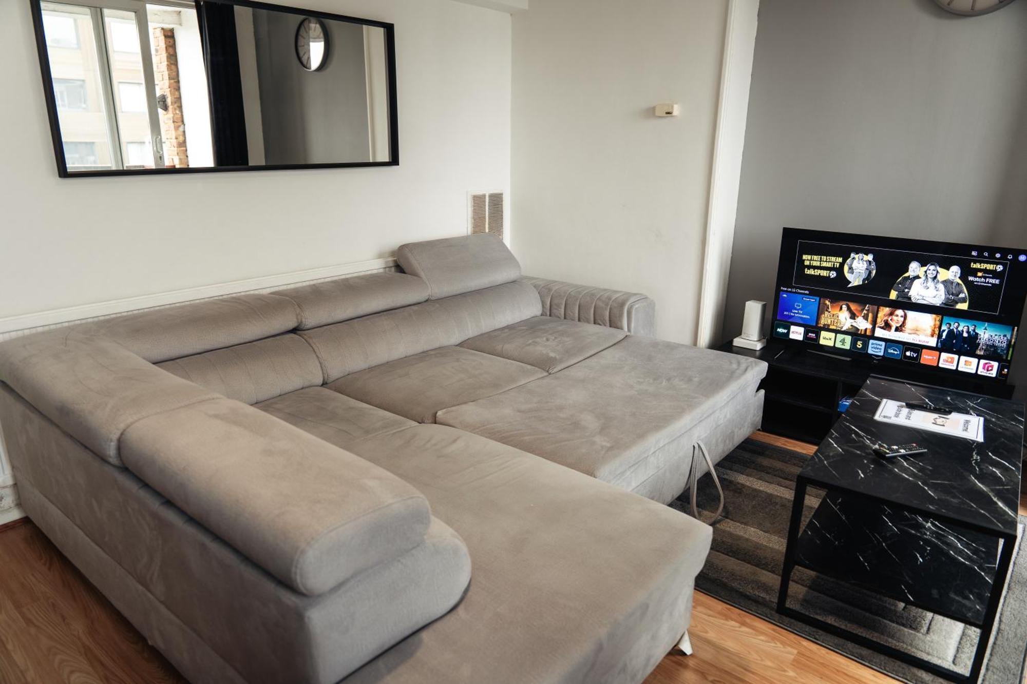 דירות לונדון Shard View 2 Bed Entire Flat מראה חיצוני תמונה
