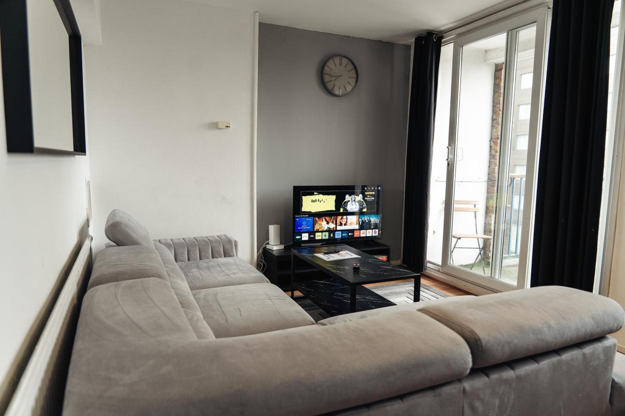 דירות לונדון Shard View 2 Bed Entire Flat מראה חיצוני תמונה
